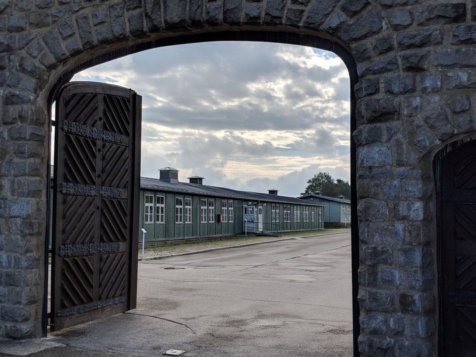 Mauthausen, Memorials, Monkey