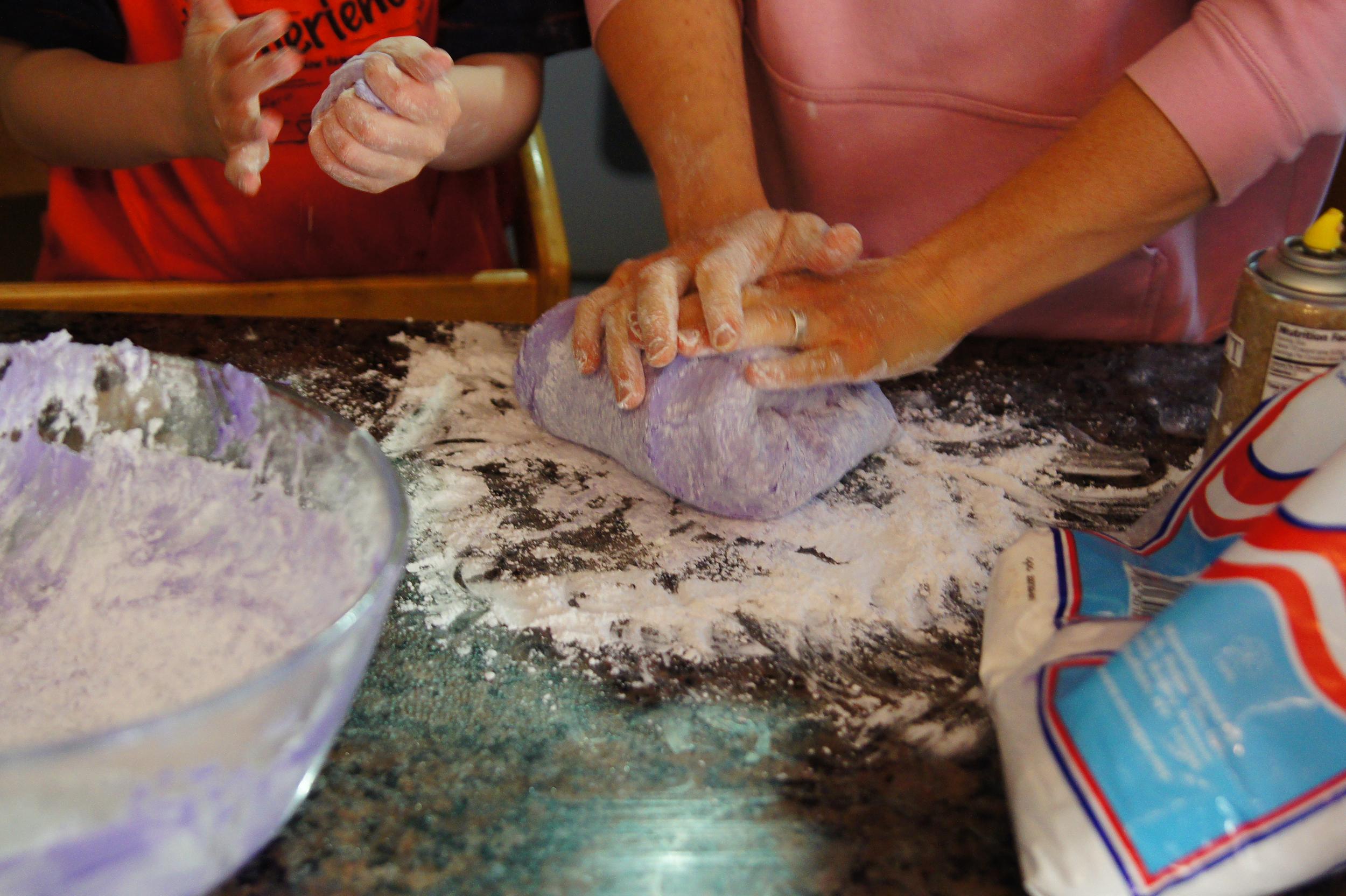 Working over the fondant.