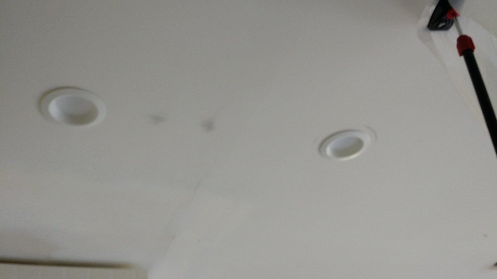 Can lights going in.